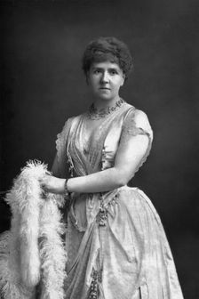 Anna Williams, singer, 1890.Artist: W&D Downey