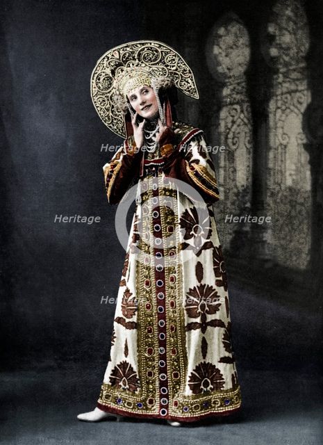 Anna Pavlova (1881-1912), Russian ballet dancer, 1911-1912. Artist: Alfred Ellis & Walery.