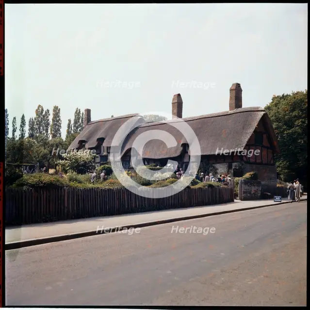 Anne Hathaway's Cottage, Cottage Lane, Shottery, Stratford-upon-Avon, Warwickshire, 1958. Creator: Walter Scott.