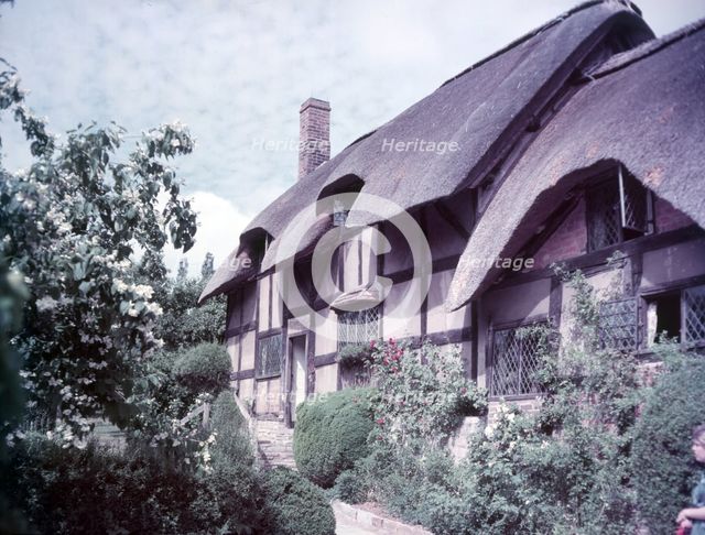 Anne Hathaway's Cottage, Stratford-on-Avon, Warwickshire, c1955.  Creator: Arthur Charles Kirby Ware.