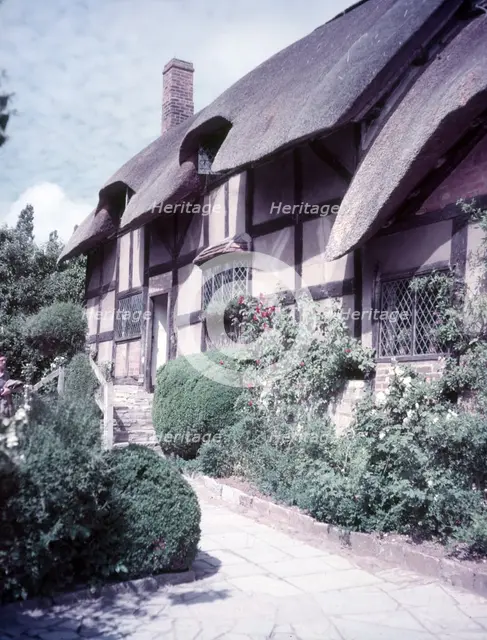 Anne Hathaway's Cottage, Stratford-on-Avon, Warwickshire, c1955.  Creator: Arthur Charles Kirby Ware.