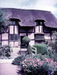 Anne Hathaway's Cottage, Stratford-on-Avon, Warwickshire, c1955. Creator: Arthur Charles Kirby Ware