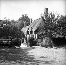 Anne Hathaway's Cottage, Shottery, Stratford-upon-Avon, Warwickshire, c1955. Creator: Arthur Charles Kirby Ware