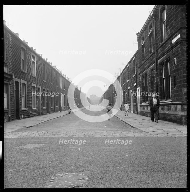 Anne Street, Fulledge, Burnley, Lancashire, 1966-1974. Creator: Eileen Deste.