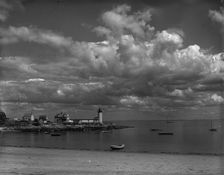 Annisquam Light, Gloucester, Mass., between 1900 and 1920. Creator: Unknown