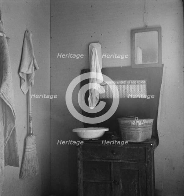 Another corner of Soper kitchen, Willow Creek area, Malheur County, Oregon, 1939. Creator: Dorothea Lange.