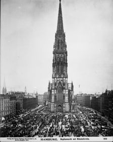 Ansichtskarte Hamburg, Nikolaikirche am Hopfenmarkt. Creator: Unknown