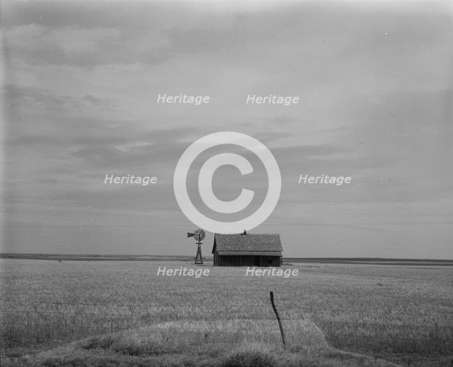 Abandoned house of small farmer, Southwest Oklahoma, 1937. Creator: Dorothea Lange.