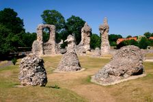 Abbey Ruins, Bury St Edmunds, England. Creator: Peter Thompson