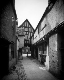 Abbot Reginald's Gate, Evesham, Worcestershire, c1860-c1922. Artist: Henry Taunt
