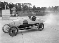 ABC of Eric Gordon England, JCC 200 Mile Race, Brooklands, 1921. Artist: Bill Brunell