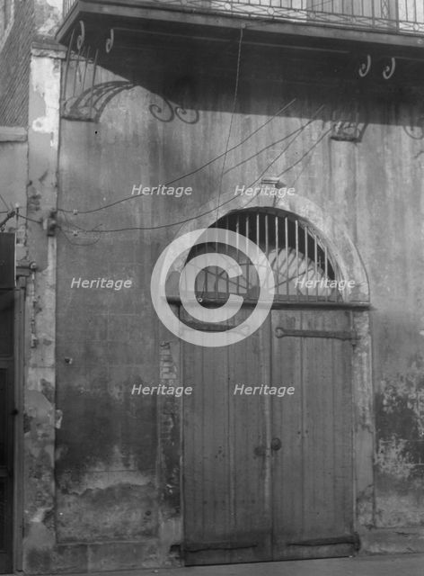 Absinthe House entrance, New Orleans, between 1920 and 1926. Creator: Arnold Genthe.