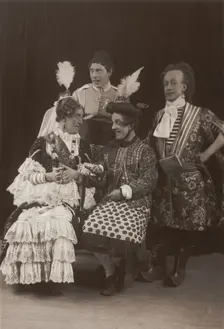 Actors in the pantomime "Sindbad" at Drury Lane, 1907. Creator: Unknown