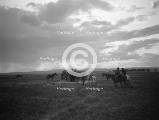 Acoma, New Mexico area views, between 1899 and 1928. Creator: Arnold Genthe.