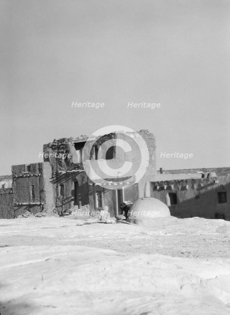 Acoma, New Mexico area views, between 1899 and 1928. Creator: Arnold Genthe.