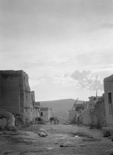 Acoma, New Mexico area views, between 1899 and 1928. Creator: Arnold Genthe