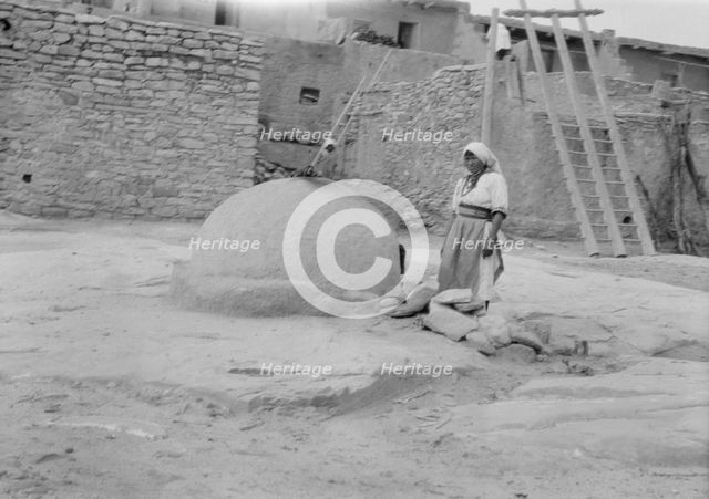 Acoma, New Mexico area views, between 1899 and 1928. Creator: Arnold Genthe.