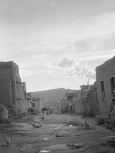 Acoma, New Mexico area views, between 1899 and 1928. Creator: Arnold Genthe