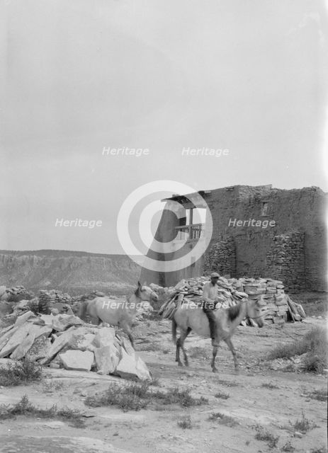 Acoma, New Mexico area views, between 1899 and 1928. Creator: Arnold Genthe.