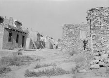 Acoma, New Mexico area views, between 1899 and 1928. Creator: Arnold Genthe