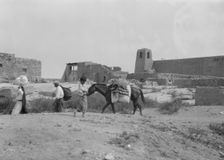 Acoma, New Mexico area views, between 1899 and 1928. Creator: Arnold Genthe