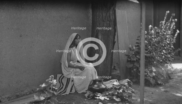 Acoma, New Mexico area views, between 1899 and 1928. Creator: Arnold Genthe.