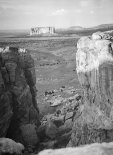 Acoma, New Mexico area views, between 1899 and 1928. Creator: Arnold Genthe