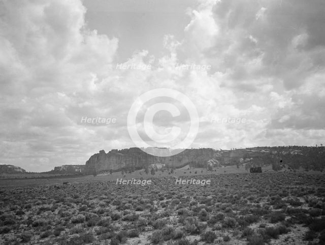 Acoma, New Mexico area views, between 1899 and 1928. Creator: Arnold Genthe.