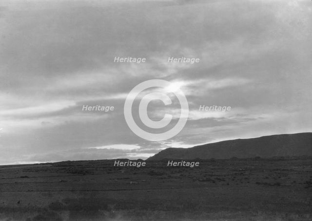 Acoma, New Mexico area views, between 1899 and 1928. Creator: Arnold Genthe.
