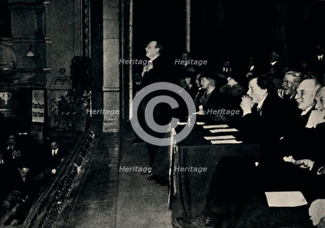 'Addressing a Public Meeting at Finsbury Park', 1924, (1945). Creator: Unknown.