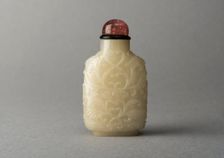 ade snuff bottle with carving of foliage, China, Qing dynasty, 1644-1911. Creator: Unknown