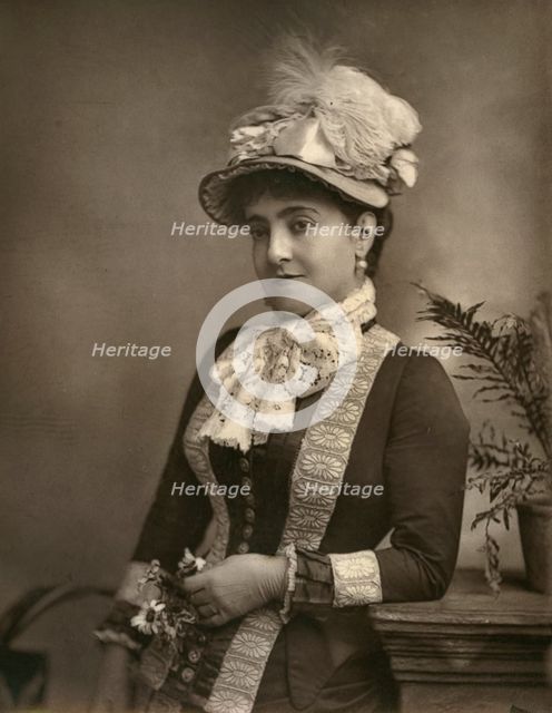 Adelina Patti, Italian opera diva, 1882.  Artist: London Stereoscopic & Photographic Co