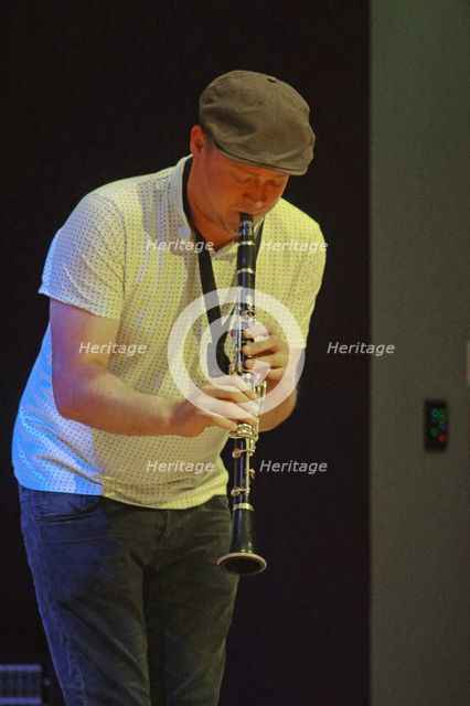 Adrian Cox (Rythme Futur), Birley Centre, Eastbourne, East Sussex, Sep 2015. Artist: Brian O'Connor.