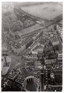 Aerial view of Trafalgar Square, London, from a Zeppelin, 1931 (1933)