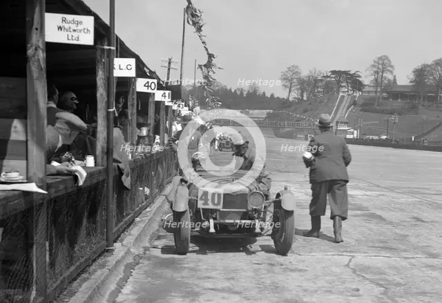 AF Ashby and R Pauing's Riley 9 Brooklands at the JCC Double Twelve race, Brooklands, 8/9 May 1931. Artist: Bill Brunell.