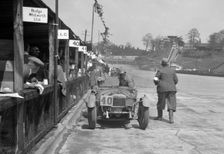 AF Ashby and R Pauing's Riley 9 Brooklands at the JCC Double Twelve race, Brooklands, 8/9 May 1931. Artist: Bill Brunell