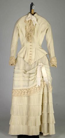 Afternoon dress, American, 1883. Creator: Unknown
