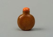 Agate snuff bottle, China, Qing dynasty, 1644-1911. Creator: Unknown