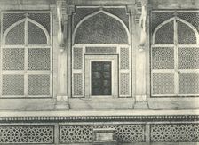 Agra. Screen of Sulim Chishti's Tomb, Futtehpur Sikri Creator: Unknown