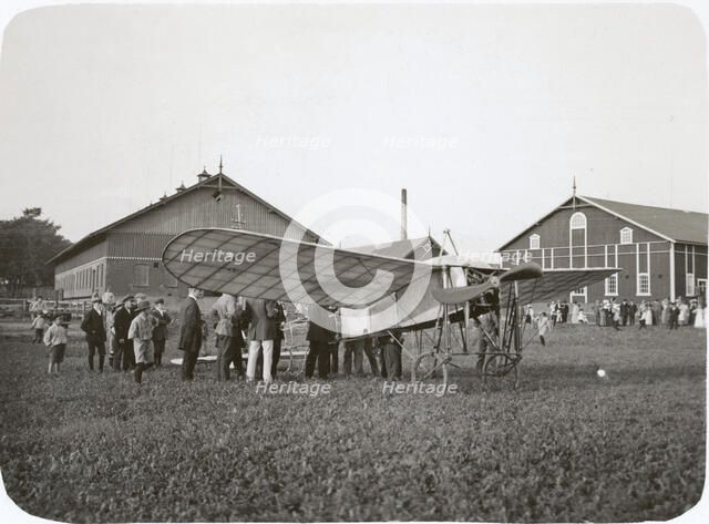 Air show at Svalöv, north of Landskrona, Sweden, 1913. Artist: Unknown