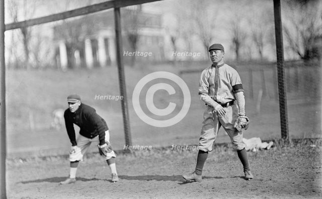 Al Sheer, Right, Washington Al (Baseball), ca. 1913. Creator: Harris & Ewing.