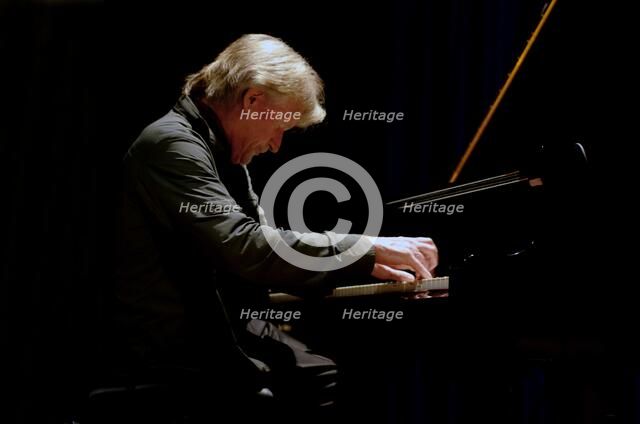 Alan Broadbent, Watermill Jazz Club, Dorking, Surrey.   Artist: Brian O'Connor