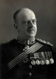 Alan James Macnab. Creator: Elliott & Fry