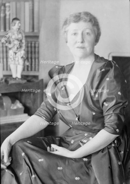 Alanson, Bertram, Mrs., portrait photograph, between 1927 and 1937. Creator: Arnold Genthe.