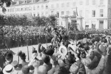 Albert I of Belgium on the way to parliament, 1914