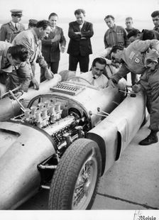 Alberto Ascari at the wheel of the new Lancia Grand Prix car, 1955