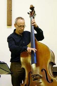 Alec Dankworth, NJA fundraising gig, Loughton, Essex, November 2, 2017. Artist: Brian O'Connor