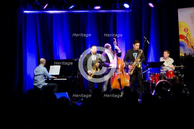Alex Garnett (Sax), Ropetackle Arts Centre, Shoreham, West Sussex, Jan 2016. Artist: Brian O'Connor.