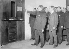 Alf. Plane -- teaching police to shoot, between c1910 and c1915. Creator: Bain News Service