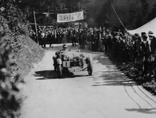 Alfa Romeo competing in the Shelsley Walsh Amateur Hillclimb, Worcestershire, 1929. Artist: Bill Brunell